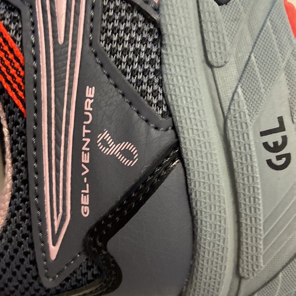 ASICS WOMENS RUNNING SHOES SIZE 8 EXCELLENT CONDITION COLOR GRAY SEE ALL PHOTOS - Picture 12 of 12